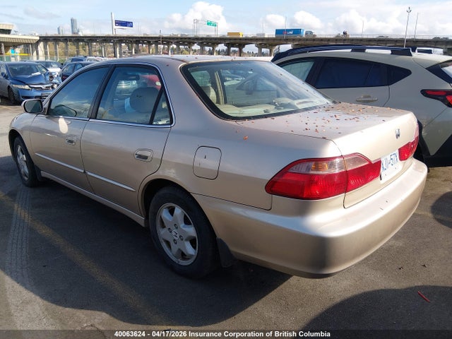 Aukcja sprzedaży 2000 Honda Accord Ex, vin: 1HGCG5663YA814975, numer aukcji: 40063624