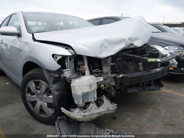 40064381 :رقم المزاد ، 4T1BE46KX7U014352 vin ، 2007 Toyota Camry Ce/le/xle/se مزاد بيع