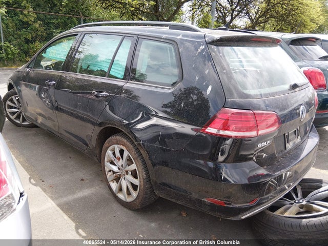 3VW117AU3JM751259 Volkswagen Golf Sportwagen S