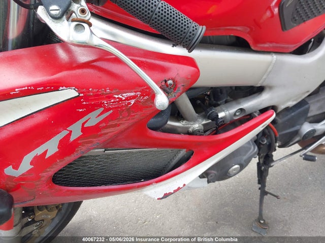 Продажа на аукционе авто 1998 Honda Vtr1000 F/canada, vin: JH2SC3621WM000009, номер лота: 40067232