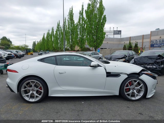 Jaguar F-TYPE R 2017 SAJXJ6DL4HMK35803 Image 14