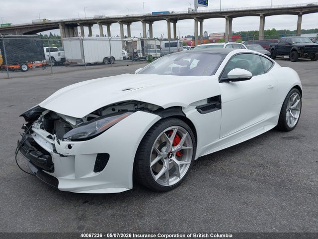 Jaguar F-TYPE R 2017 SAJXJ6DL4HMK35803 Image 2