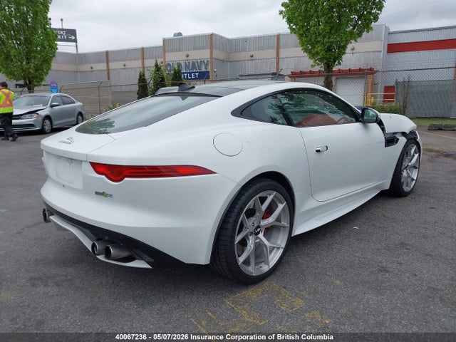Jaguar F-TYPE R 2017 SAJXJ6DL4HMK35803 Image 4