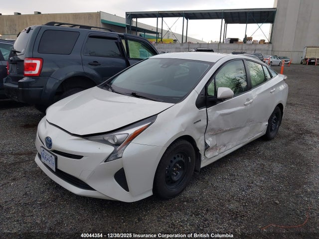 JTDKBRFU6H3044113 Toyota Prius