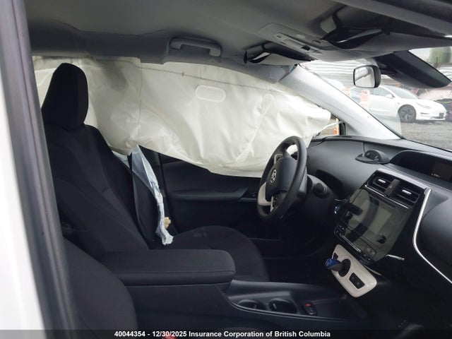 JTDKBRFU6H3044113 Toyota Prius