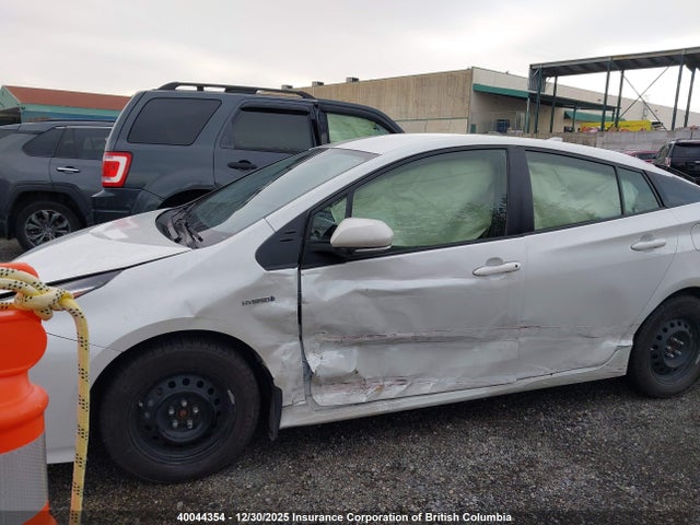 JTDKBRFU6H3044113 Toyota Prius