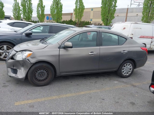 2012 Nissan Versa მანქანა იყიდება აუქციონზე, vin: 3N1CN7AP5CL859369, აუქციონის ნომერი: 40067267