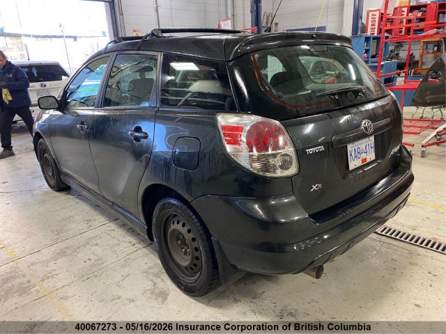 40067273 :رقم المزاد ، 2T1KR32E75C851279 vin ، 2005 Toyota Matrix Xr مزاد بيع