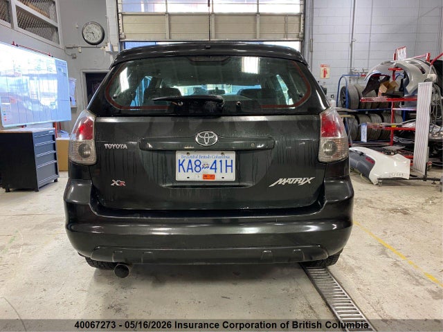 40067273 :رقم المزاد ، 2T1KR32E75C851279 vin ، 2005 Toyota Matrix Xr مزاد بيع