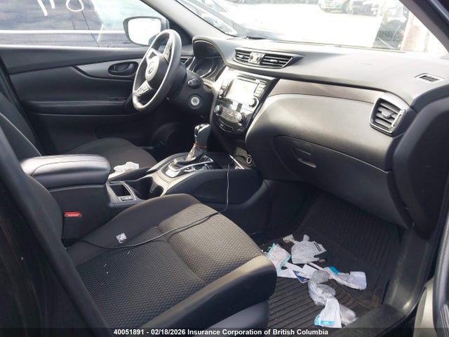 JN1BJ1AVXMW322088 Nissan Rogue Sport S