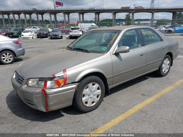 40067294 :رقم المزاد ، JT2BF22K0Y0266379 vin ، 2000 Toyota Camry مزاد بيع