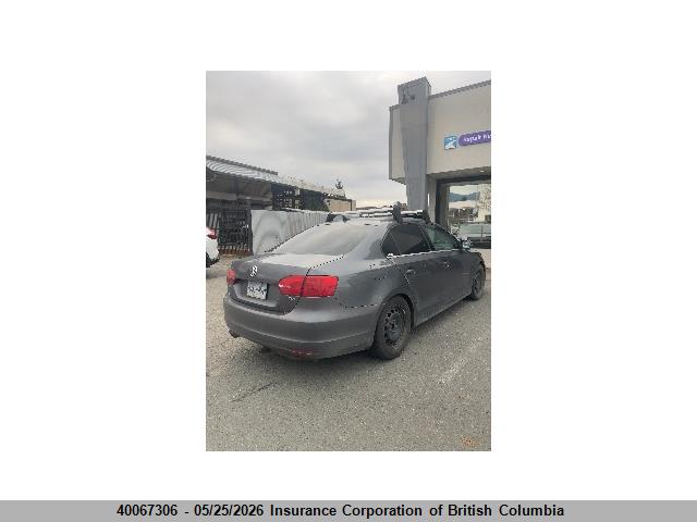 Продажа на аукционе авто 2011 Volkswagen Jetta, vin: 3VWDL7AJ8BM057729, номер лота: 40067306
