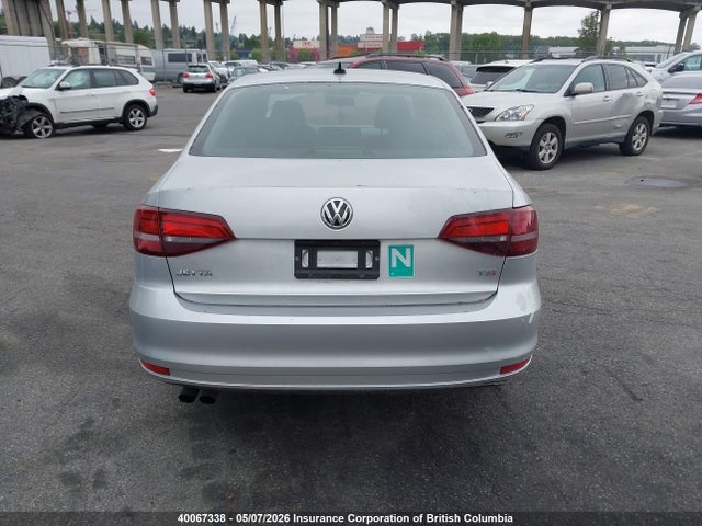 3VW267AJ8GM311428 Volkswagen Jetta