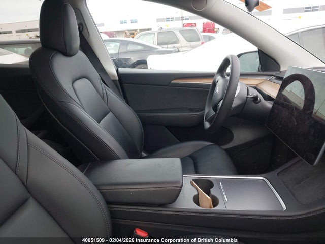 7SAYGDEF9NF519076 Tesla Model Y Performance