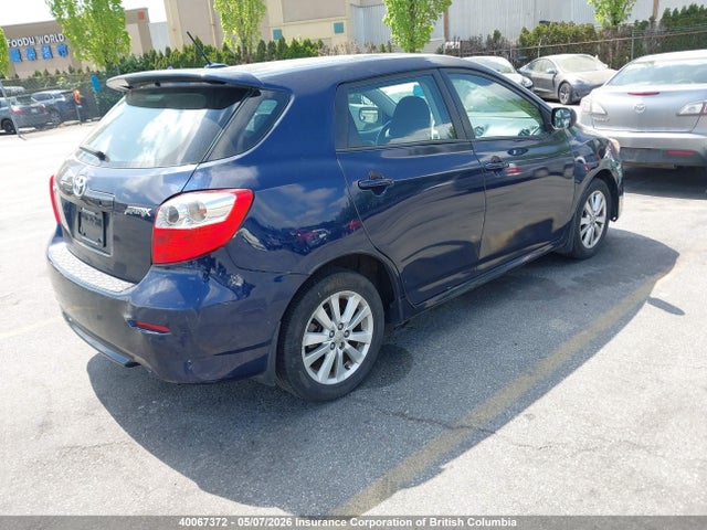 40067372 :رقم المزاد ، 2T1KU4EE7AC487083 vin ، 2010 Toyota Corolla Matrix مزاد بيع