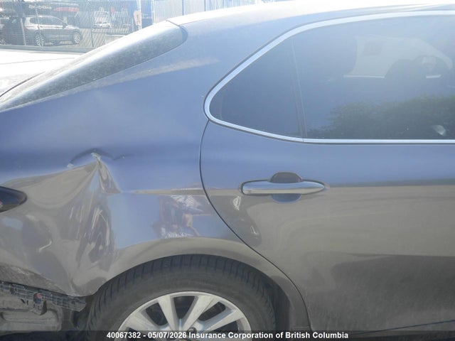 40067382 :رقم المزاد ، 4T1C31AKXMU558345 vin ، 2021 Toyota Camry مزاد بيع