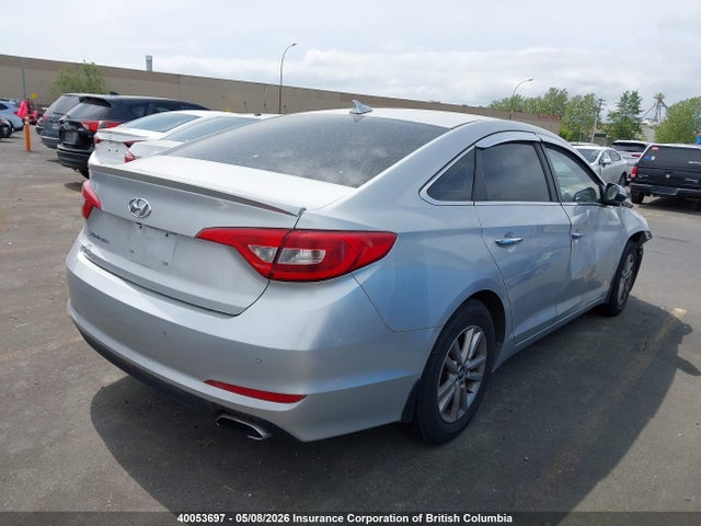2015 Hyundai Sonata Se მანქანა იყიდება აუქციონზე, vin: 5NPE24AF5FH227738, აუქციონის ნომერი: 40053697