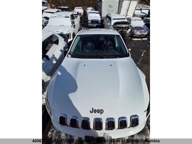 1C4PJLAB0HW640067 Jeep Cherokee Sport