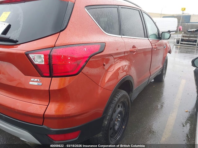1FMCU9H90KUB36015 Ford ESCAPE SEL