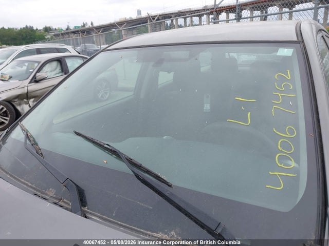 40067452 :رقم المزاد ، 2T1KR32E97C652477 vin ، 2007 Toyota Corolla Matrix Xr مزاد بيع
