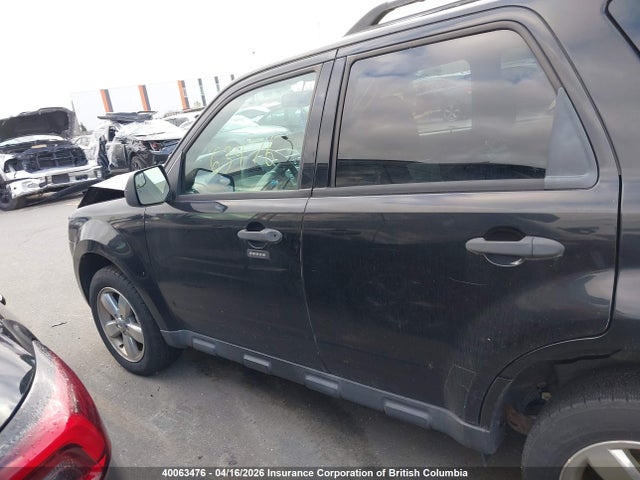 40063476 :رقم المزاد ، 1FMCU0DG5BKB87277 vin ، 2011 Ford Escape Xlt مزاد بيع