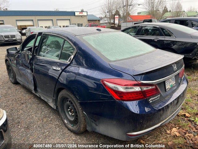 1HGCR2F02HA805821 Honda Accord Touring
