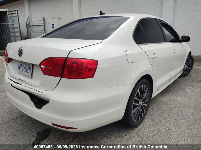 40067485 :رقم المزاد ، 3VWLL7AJ1DM374041 vin ، 2013 Volkswagen Jetta مزاد بيع