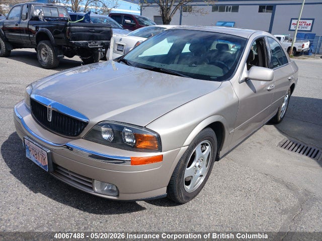 40067488 :رقم المزاد ، 1LNHM87A9YY767875 vin ، 2000 Lincoln Ls مزاد بيع