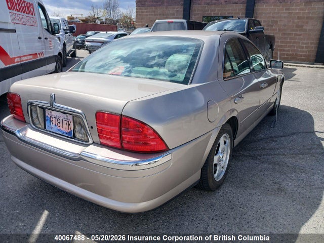 40067488 :رقم المزاد ، 1LNHM87A9YY767875 vin ، 2000 Lincoln Ls مزاد بيع