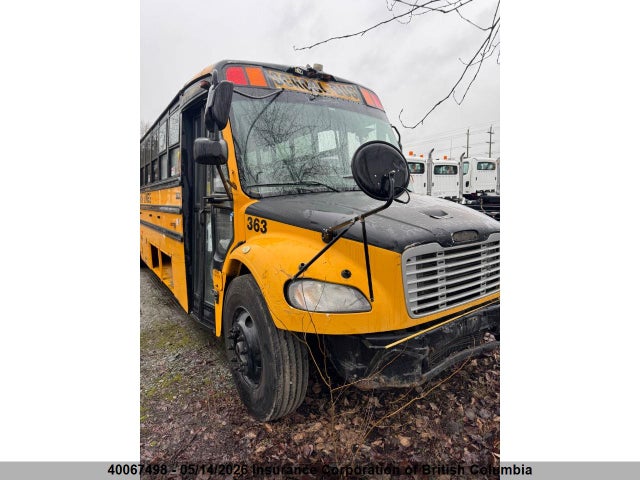 Продажа на аукционе авто 2008 Freightliner Chassis B2b, vin: 4UZABTCS18CY37939, номер лота: 40067498