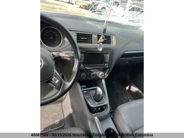 Продажа на аукционе авто 2015 Volkswagen Jetta, vin: 3VWDA7AJ6FM347902, номер лота: 40067500