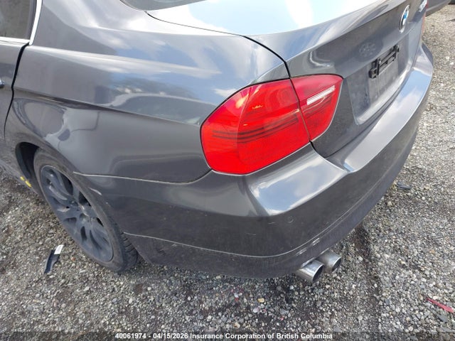 2006 Bmw 330 I მანქანა იყიდება აუქციონზე, vin: WBAVB335X6PS17805, აუქციონის ნომერი: 40061974