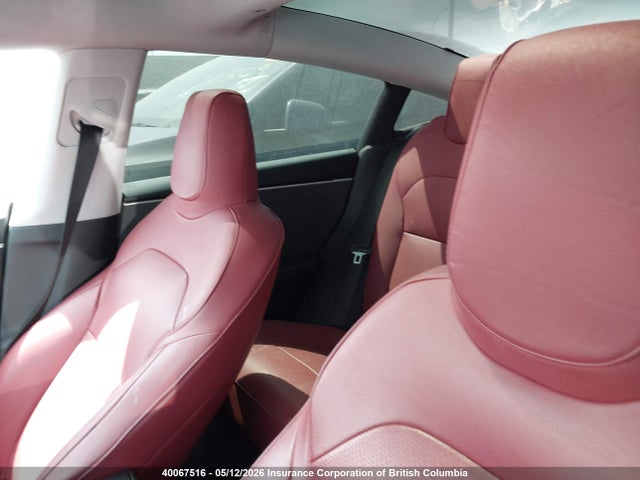Tesla MODEL 3 2024 LRW3E7EB9RC100690 Image 8