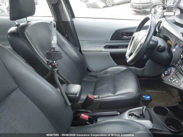 JTDKDTB34E1570817 Toyota Prius