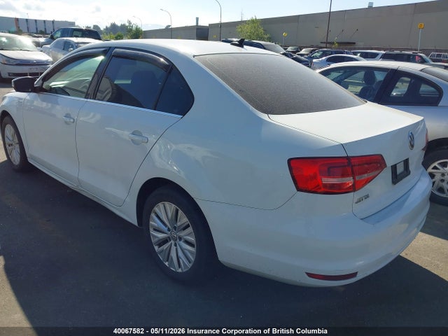 3VWLA7AJXFM240010 Volkswagen Jetta
