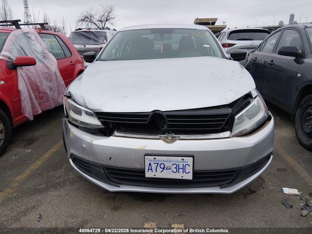 2013 Volkswagen Jetta S მანქანა იყიდება აუქციონზე, vin: 3VW2K7AJ9DM306598, აუქციონის ნომერი: 40064729