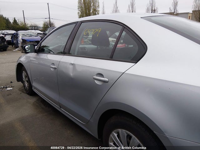 2013 Volkswagen Jetta S მანქანა იყიდება აუქციონზე, vin: 3VW2K7AJ9DM306598, აუქციონის ნომერი: 40064729