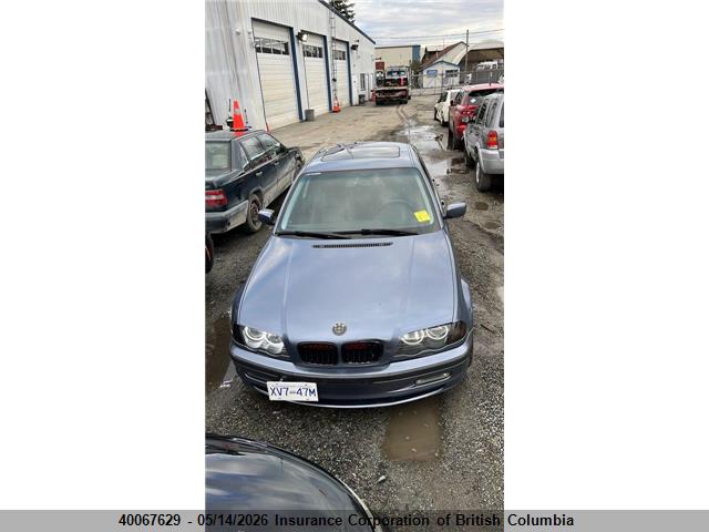 1999 Bmw 328i მანქანა იყიდება აუქციონზე, vin: WBAAM5335XFR04992, აუქციონის ნომერი: 40067629