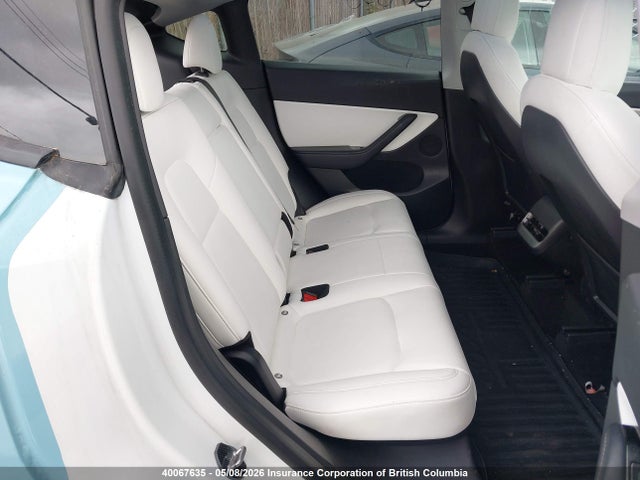 2021 Tesla Model Y მანქანა იყიდება აუქციონზე, vin: 5YJYGDED1MF120432, აუქციონის ნომერი: 40067635