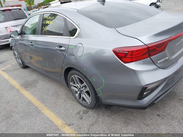 2020 Kia Forte მანქანა იყიდება აუქციონზე, vin: 3KPF54AD0LE218424, აუქციონის ნომერი: 40067647