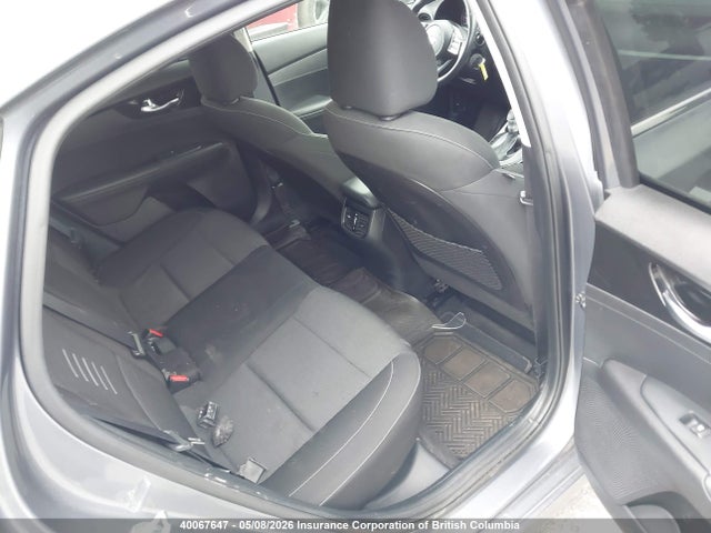 2020 Kia Forte მანქანა იყიდება აუქციონზე, vin: 3KPF54AD0LE218424, აუქციონის ნომერი: 40067647