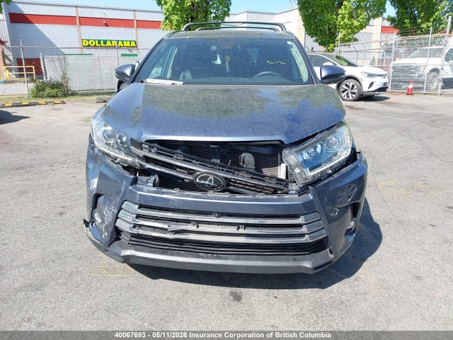 40067693 :رقم المزاد ، 5TDDZRFH3KS972586 vin ، 2019 Toyota Highlander Limited/ltd Platinum مزاد بيع
