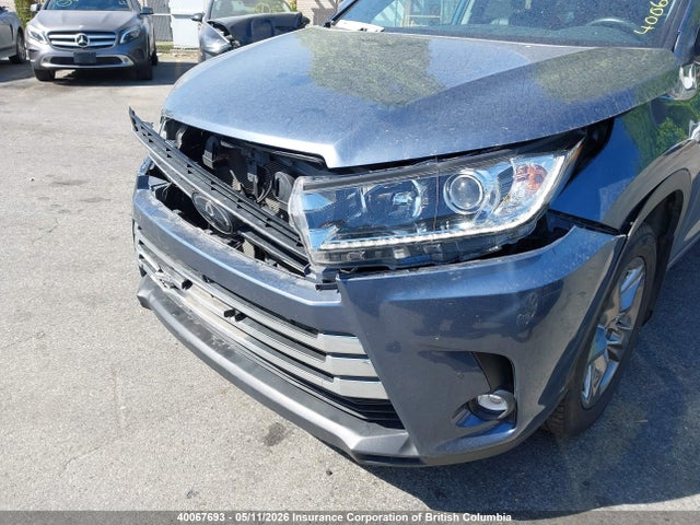 40067693 :رقم المزاد ، 5TDDZRFH3KS972586 vin ، 2019 Toyota Highlander Limited/ltd Platinum مزاد بيع