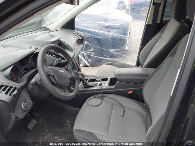 Продажа на аукционе авто 2019 Ford Escape Se, vin: 1FMCU9GD3KUB36810, номер лота: 40067704