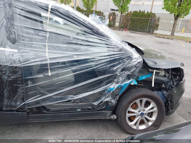 Продажа на аукционе авто 2019 Ford Escape Se, vin: 1FMCU9GD3KUB36810, номер лота: 40067704