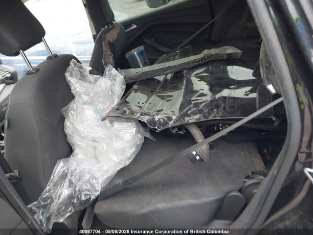 Продажа на аукционе авто 2019 Ford Escape Se, vin: 1FMCU9GD3KUB36810, номер лота: 40067704