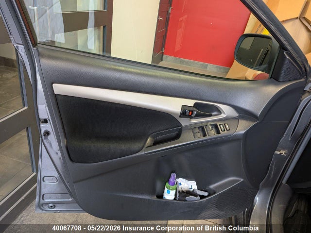 2013 Toyota Corolla Matrix მანქანა იყიდება აუქციონზე, vin: 2T1KU4EE6DC031709, აუქციონის ნომერი: 40067708