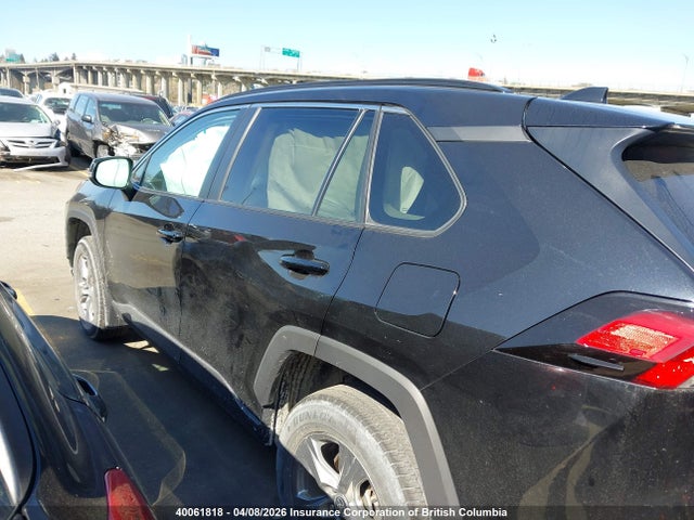 40061818 :رقم المزاد ، 2T3R1RFV4RC420060 vin ، 2024 Toyota Rav4 Xle/xle Premium مزاد بيع