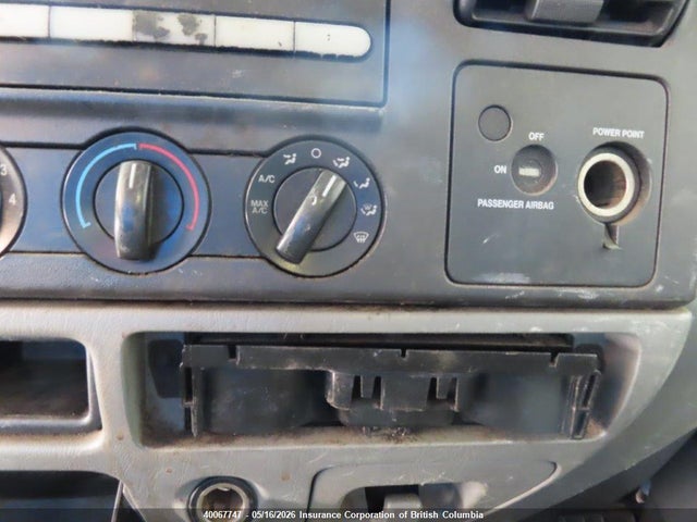 40067747 :رقم المزاد ، 1FDAF56P35EA87614 vin ، 2005 Ford F550 Super Duty مزاد بيع