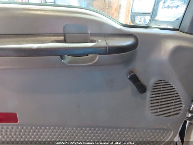 40067747 :رقم المزاد ، 1FDAF56P35EA87614 vin ، 2005 Ford F550 Super Duty مزاد بيع